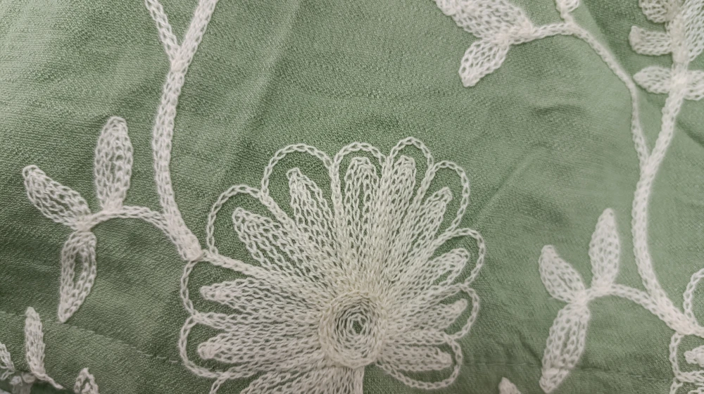 Conjunto Chaleco y Short Bordado 3